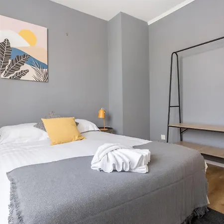 Le De L'hippodrome. *