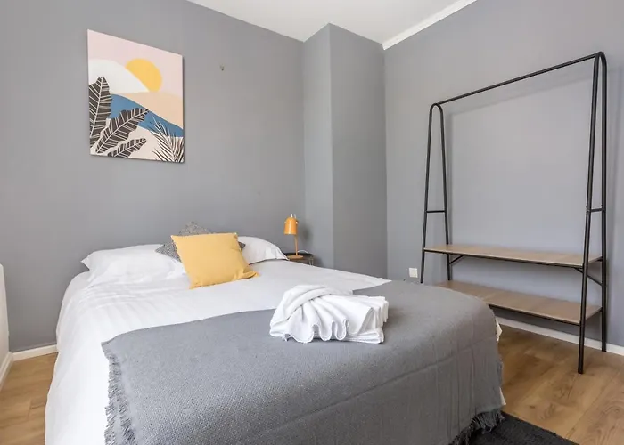 Le De L'hippodrome. *